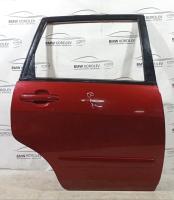 Дверь задняя правая (красная) SUZUKI LIANA ХЕТЧБЭК ПОД МОЛДИНГ  6800354850