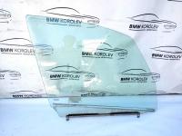 Стекло двери передней правой SX4 2006-2013 8453179J00
