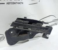 Кронштейн переднего бампера левый VW Golf Plus (2005 -2014) 5M0807049