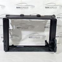 Рамка радиатора 5-serie F10/F11 2009-2016  17117573264