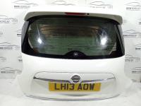 Дверь багажника белая Juke F15 2011-2019 K01001KAME
