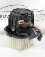 Моторчик отопителя (печки) A4 [B8] 2007-2015  8T2820021