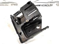 Кронштейн блока предохранителей VW Golf VI (2008-2013) 1K0907361C