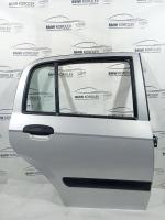 Дверь задняя правая (серебристая) Hyudai Getz 770041C020
