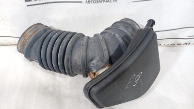 Патрубок воздушного фильтра Outlander (GF) 2012> С РЕЗОНАТОРОМ  1505A628  1505A628