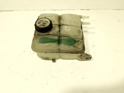 Бачок расширительный Mazda 3 LF8B15350B