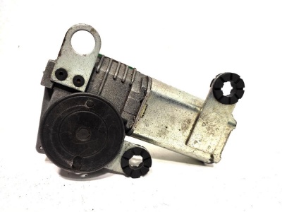 Моторчик заднего дворника  E39 61628361640