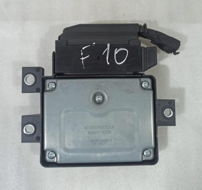 Блок управления парковочным тормозом Touareg 2002-2010 (3C8907801E)  3C8907801E