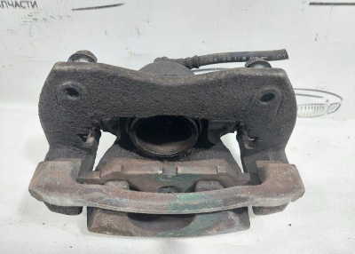 Суппорт тормозной передний правый RAV 4 2006-2013 ; RAV 4 2013-2019   RAV4 4773042090