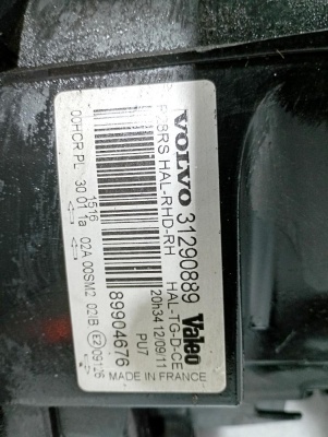 Фара правая volvo XC90 2002-2015    31290889