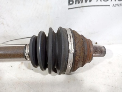 Полуось (привод) передняя правая Passat CC 2008-2017    1K0407272JB