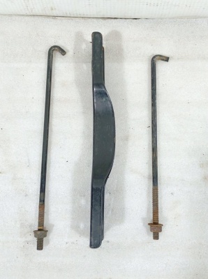 Крепление аккумулятора Liana 2001-2007  7251160A03 Liana 7251160A03