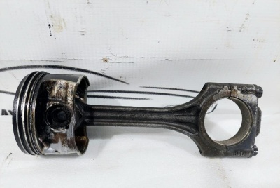 Поршень 1.2 TSI CBZB (77кВт/105 л.с) VW Golf VI (2008-2012)    03F107065A