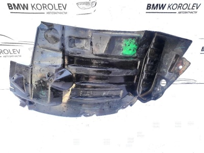 Подкрылок передний правый  L200 MN142594