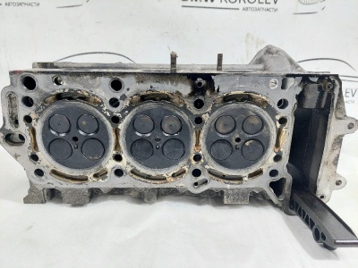 Головка блока Grand Cherokee (WH/WK) 2005-2010 3.0 TD V6 642 ПРАВАЯ    5175342AB
