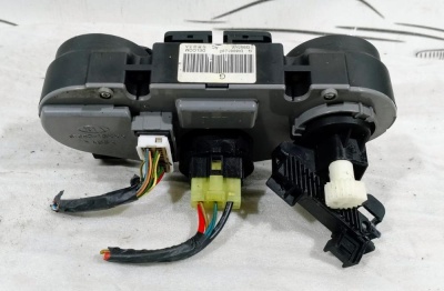 Блок управления печкой Rio 972501G950VA
