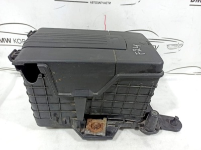 Площадка под АКБ в сборе VW Golf VI (2008-2013)  1K0915333H