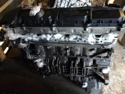 ДВС M54B25 256S5 E46  11000140999