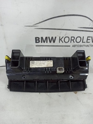 Блок управления климат-контроля Toyota camry 40  RAV4 8380042A40
