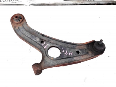 Рычаг передний левый  Getz 545001C000