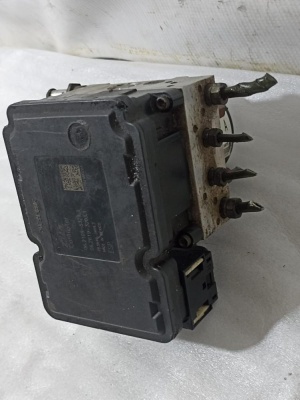 Блок ABS (насос) АКПП (2005-2015) Grand Vitara 5611077KC2