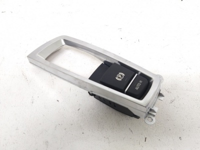 Кнопка ручника  F10 61316822518