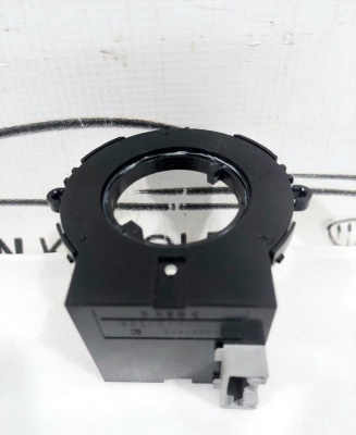 Датчик угла поворота рулевого колеса RAV 4 2006-2013;Land Cruiser (200) 2008>   RAV4 8924552030