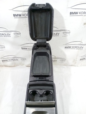 Подлокотник XC90 2002-2015    39897477