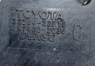 Расходомер воздуха (массметр)  RAV4 2220422010