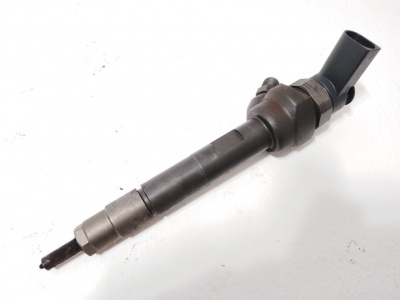 Форсунка дизельная N47D20  13537798446