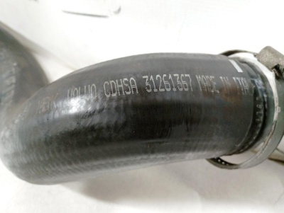 Патрубок интеркулера XC90 2002-2015 2.4TD D5244T4    31261367