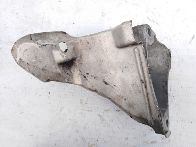 Кронштейн ДВС правый N43  E90 22116760308