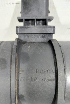 Расходомер воздуха (ДМРВ) Grand Cherokee (WH/WK) 2005-2010  53013673AA