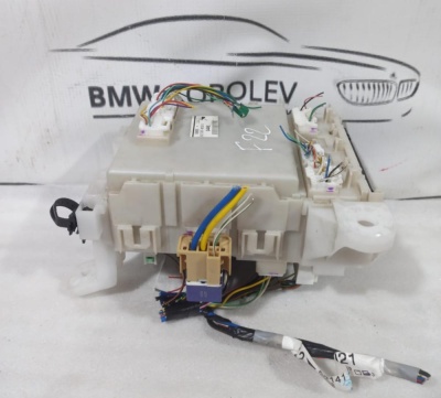 Блок предохранителей RAV 4 2006-2013 (САЛОННЫЙ 8273042160) RAV4 8273042160