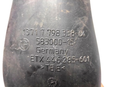 Воздуховод чистого воздуха M57  X5E70 13717808157