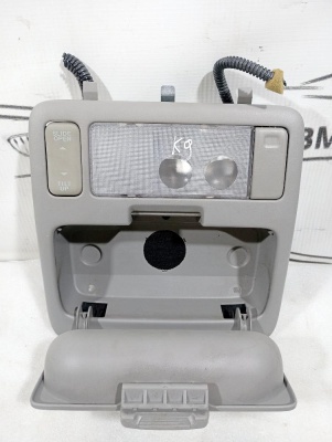 Плафон салонный RAV 4 2000-2005 (ПЕРЕДНИЙ С ОЧЕЧНИКОМ ) RAV4 636500W011B5