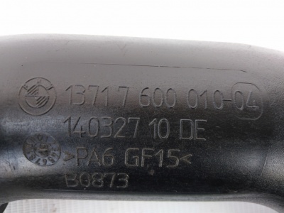 Патрубок наддува E60 LCI N54  13717600010