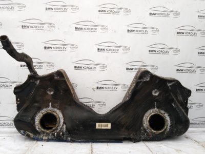 Топливный бак E39  16116752361