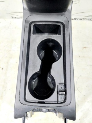 Подлокотник OPEL ANTARA  2007-2015    22744283