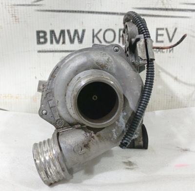 Насос (помпа) электрический 5-serie F10/F11 2009-2016  11517583836  11517583836