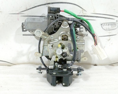 Замок багажника Outlander (GF) 2012-2022  5808A135  5808A135