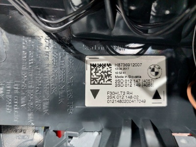 Фонарь на крышке багажника правый F30 (дефект) F30 63217369120