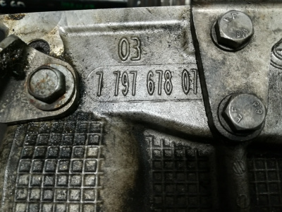 Головка блока N47D20 E90 11127810196