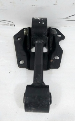 Опора двигателя  задняя Getz 2002-2010 АКПП Getz 219501C800