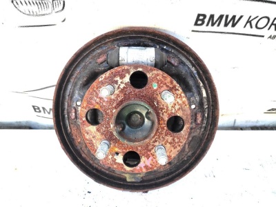 Ступица задняя правая  Getz 583651C300