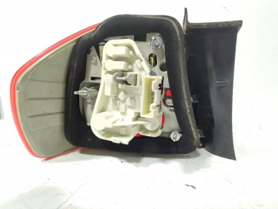 Правый фонарь BMW 3 E90 LCI  E90 63217154158