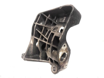 Кронштейн насоса ГУРа M57 BMW X5 E70 X5E70 32427799862