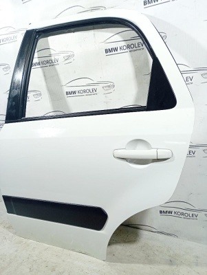 Дверь задняя левая (белая) SX4  SX4 68004-79J00