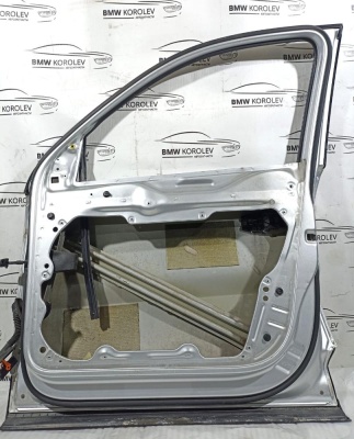 Дверь передняя правая Tiguan 2007-2011  5N0831056B