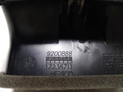 Вентиляционная решетка задняя X3 F25  64229200888